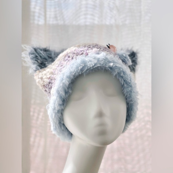 Cat Ear Beanie Handmade ❄️ - Picture 5 of 5